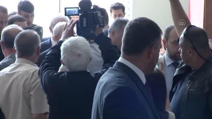 Kılıçdaroğlu, kanaat önderleriyle bir araya geldi