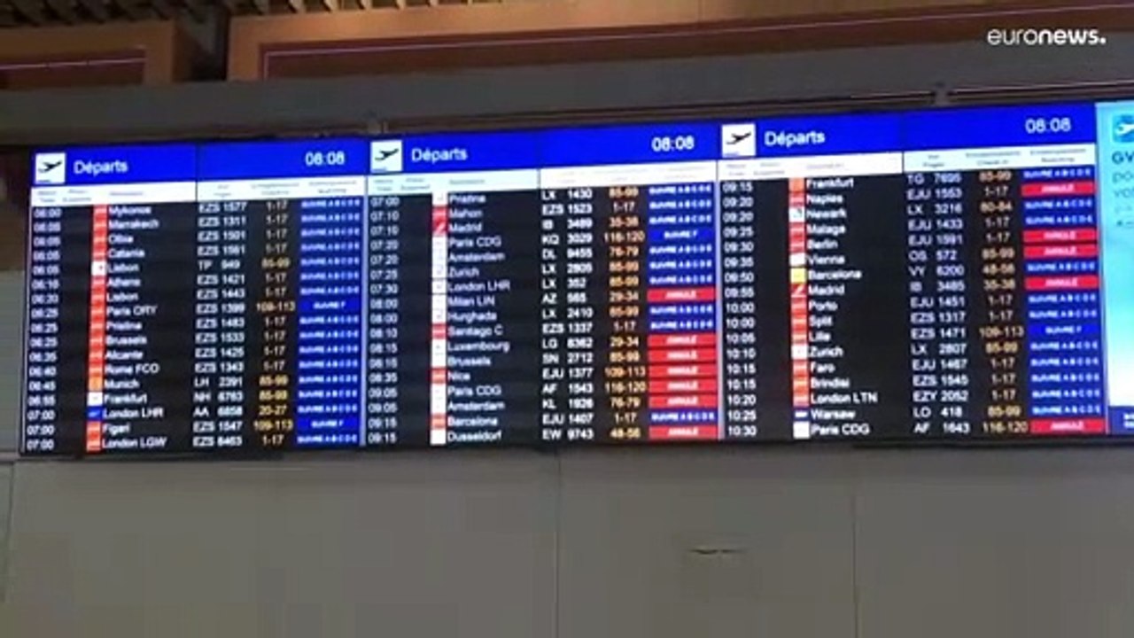 Riaprono gli aeroporti dopo un'alba di caos  per il traffico aereo svizzero