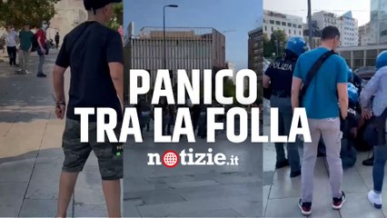 Milano, polizia in assetto antisommossa arresta due persone: una armata di coltello