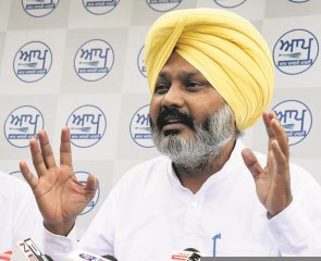 ਮੰਤਰੀ ਹਰਪਾਲ ਚੀਮਾ ਨੇ ਕੀਤਾ ਨਵੀਂ ਐਕਸਾਈਜ਼ ਪੋਲਿਸੀ ਦਾ ਗੁਣਗਾਣ