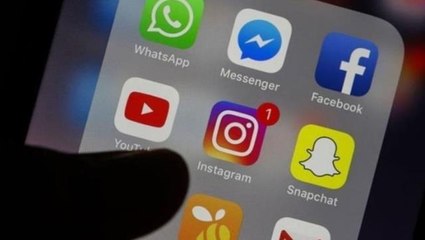 Instagram hikayeleri sürekli başa sarıyor! İşte kullanıcıların sitem dolu paylaşımları