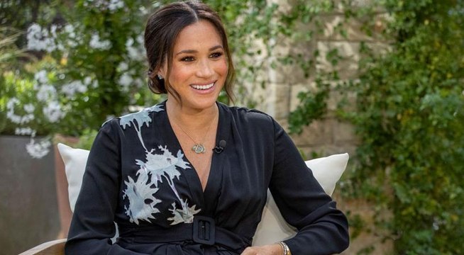 ميغان تفتح النار على العائلة المالكة