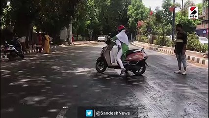 ‘અરે ફિસલ ગયા..!’ વડોદરામાં પ્રથમ વરસાદમાં વાહન ચાલકો લપસ્યા