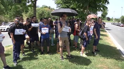 Los trabajadores de Mercedes en Vitoria exigen un convenio que regularice la conciliación familiar