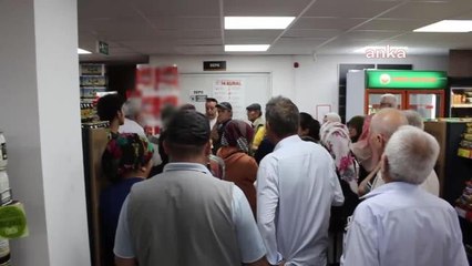 Bilecik'te Ucuz Şeker Kuyruğu