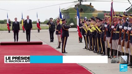 En Roumanie, Emmanuel Macron se veut ferme mais botte en touche concernant son voyage en Ukraine