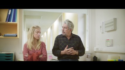 Critique et bande-annonce : «Incroyable mais vrai», le nouveau Quentin Dupieux