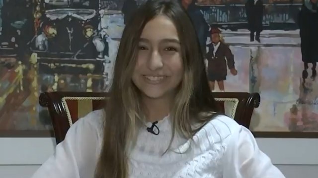 Manuela Reyes, la joven que conquistó redes sociales, invita a votar a conciencia