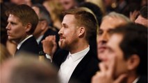 Voici : Ryan Gosling transformé : la photo de l'acteur sur le tournage du film Barbie crée un véritable buzz