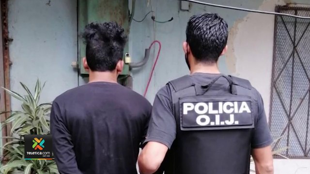 -una-pareja-durante-presa-en-Desamparados-150622tn7-Detienen-a-sospechosos-de-asaltar-a