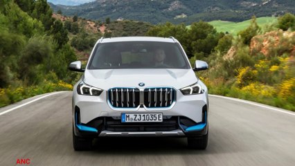 BMW iX1 xDrive30 EV revealed