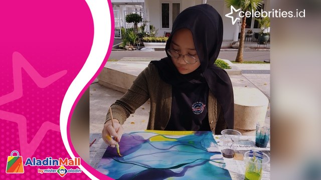 Lukis Wajah Eril, Camillia Laetitia Azzahra Kenang Sosok Kakak Tercinta