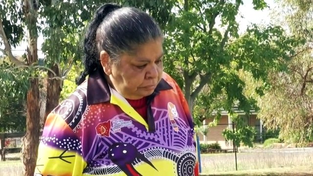 Federal government is renewed pressure to help customers of the failed Aboriginal community benefit fund