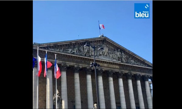 Législatives dans le Loiret : 3 questions à Mathilde Paris (RN) et Carine Barbier (Modem, Ensemble !)