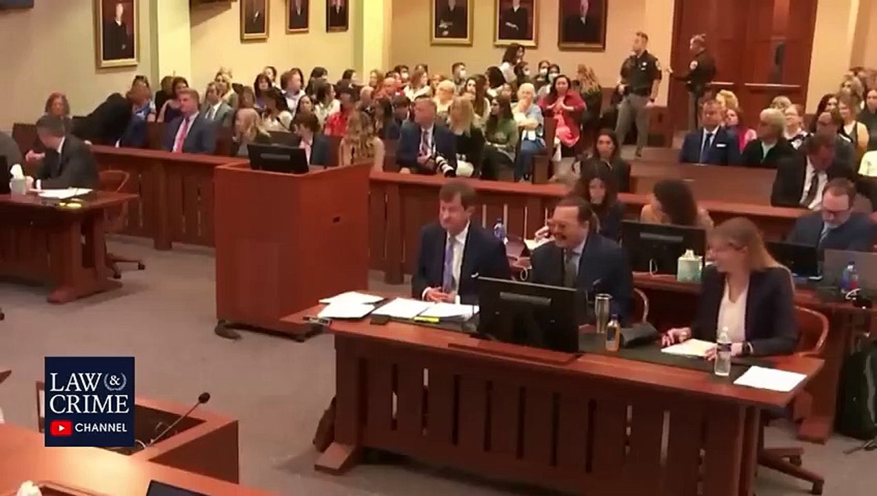 “You Destroy Women!” Amber Heard CONFRONTS The Judge For Not Letting Her Win