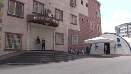 Diyarbakır annelerinden çocuklarına "teslim ol" çağrısı