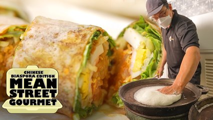 Popiah: Tasty Seafood and Veggie Salad Wrapped Inside a Springy Thin Wrap