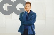 ユアン・マクレガー、ダース・ベイダーとのラブラブファンアートに困惑