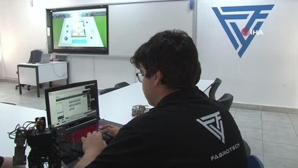 BİLSEM öğrencilerinin robotik takımı, Avrupa dördüncüsü oldu