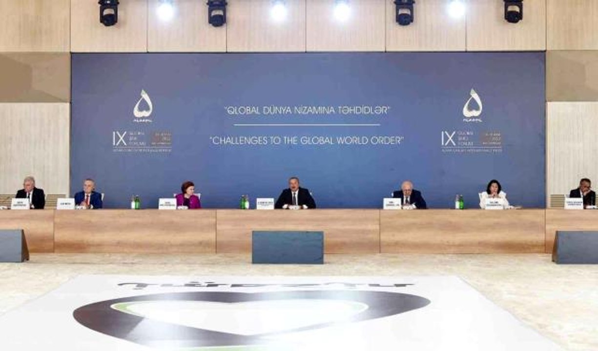 Aliyev: "Ermenistan tarafından Dağlık Karabağ'ın statüsü hakkında sözler duymaya başladık""Bu, tamamen sorumsuzca ve Ermenistan'ın kendisi için...