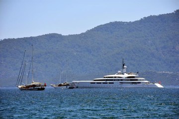 Mega yat "Vava 2" Marmaris'te