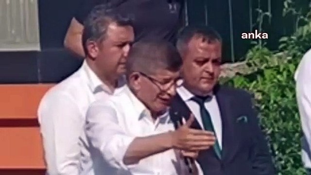 Davutoğlu: İstediğiniz televizyon kanalında istediğiniz Pelikancı gazetecileri karşımıza oturtun; Sayın Erdoğan, dava nedir, sana da o Pelikan çetesine de öğreteyim