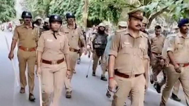 जुमे की नमाज को लेकर यूपी में अलर्ट, सभी जिलों के अफसरों के साथ शासन की तरफ से बैठक | Pradesh@360