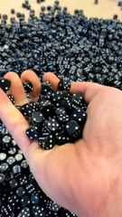 رسام مبدع يرسم بالنرد ♥️ | Creative painter who draws with dice