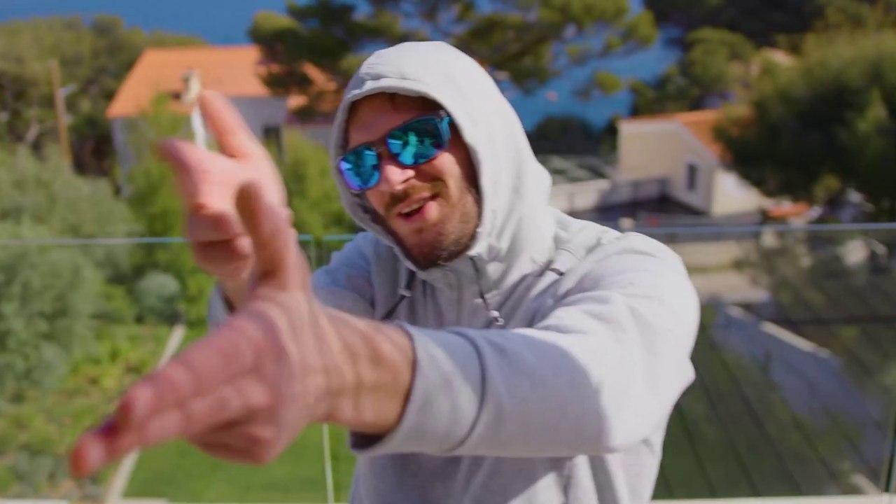 JUL " J'ai tout su " (Video 2022). Vidéo Dailymotion