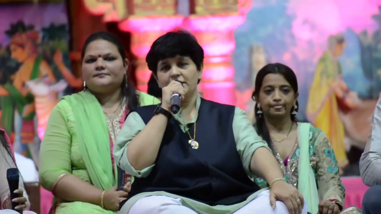 Radhaji Nu Jhanjhariyu Bhajan By Falguni Pathak