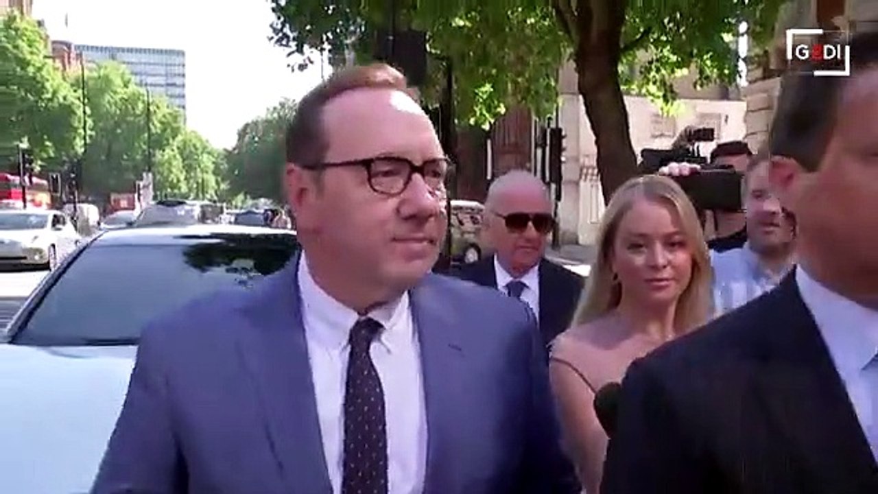 #MeToo: Kevin Spacey arriva in tribunale a Londra