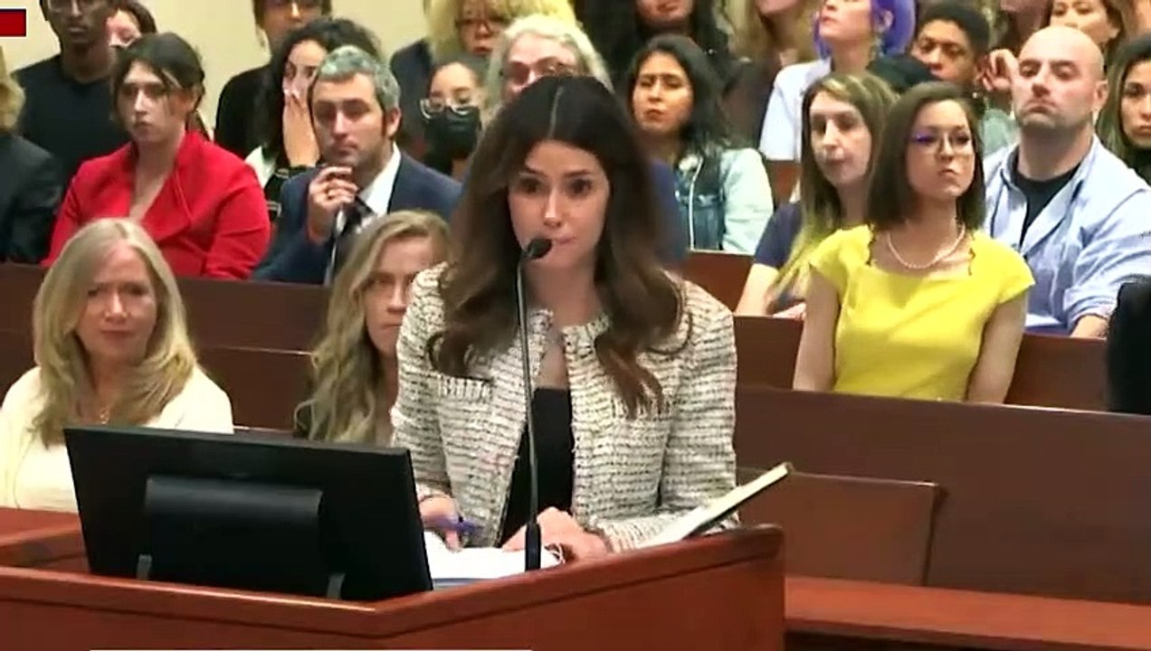 Amber Heard Caught Forcing Professor To Blackmail Camille Vasquez