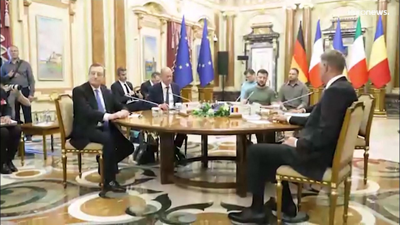 وسط الهجوم الروسي.. أوكرانيا تترقب القرار الأوروبي بشأن انضمامها إلى التكتل