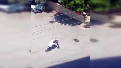 Sokak ortasında ''kemerli'' dehşet! Sağlık çalışanı böyle direndi