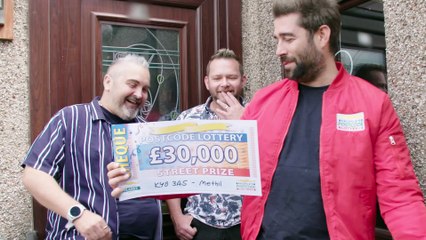 Methil neighbours share £120,000 Postcode Lottery win