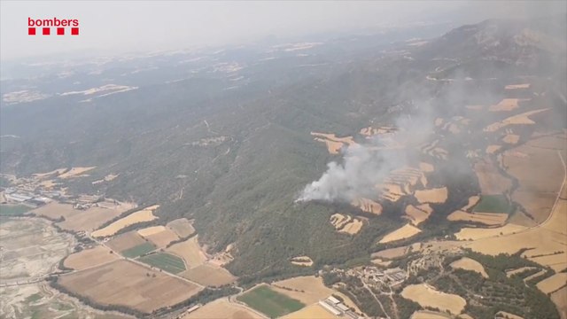 Temperaturas extremas y tormentas eléctricas dificultan la extinción de los incendios