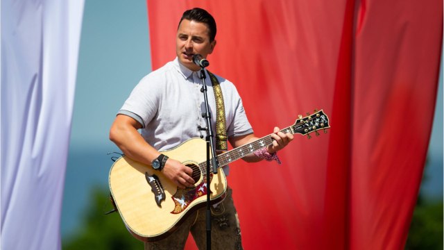 Nach Wangenkuss: Andreas Gabalier dementiert Beziehung mit Beatrice Egli