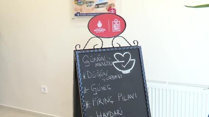 Ekrem İmamoğlu, Kent Lokantası'nda İlk Tabldotları Dağıttı: "Temel Çözüm İyi Bir Ekonomi Yönetimiyle Mümkün"