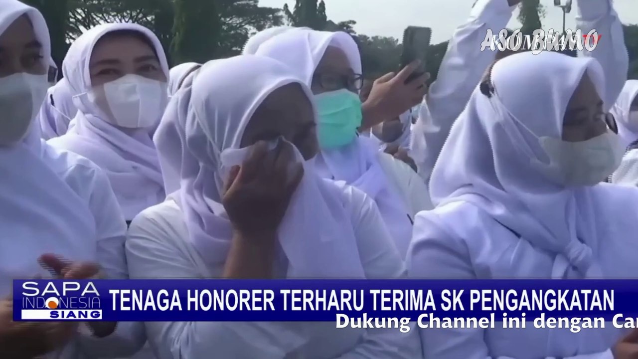 Tangis Ribuan CPNS dan Tenaga Honorer Pecah! Saat Terima SK Pengangkatan - 72 / 5.000 Hasil terjemahan The Cry of Thousands of Civil Servants and Honorary Workers Broke! When Receiving Appointment Decree