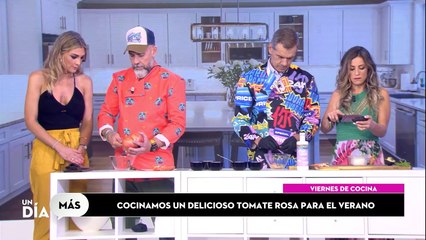 Cocinamos un delicioso tomate rosa para el verano con Javi Sánchez y Toni Cantó