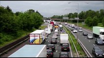 M6 standing traffic and tailbacks