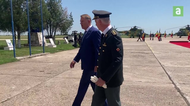 Visite du roi Philippe auprès des militaires belges en Roumanie