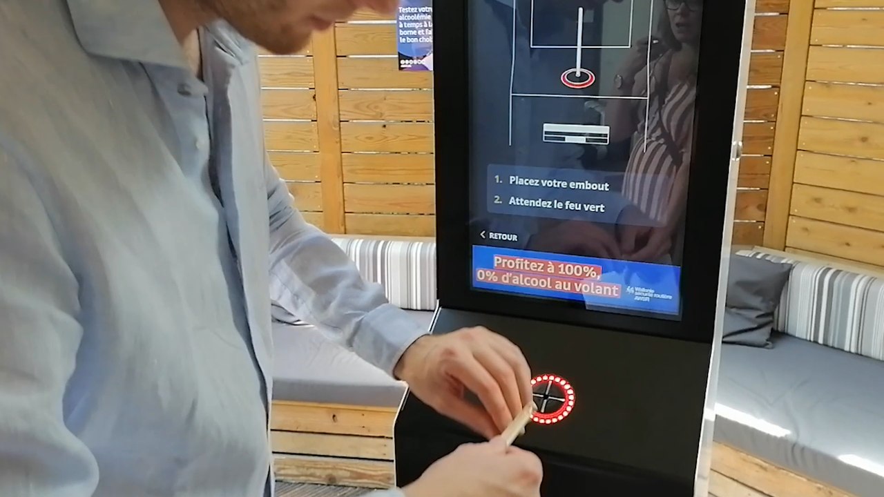 Des bornes éthylotests interactives lancées en Wallonie : comment ça marche ?
