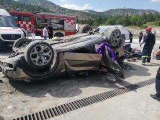 Kütahya'da otomobilin devrilmesi sonucu 1 kişi öldü, 3 kişi yaralandı