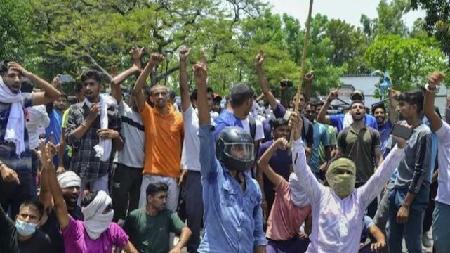 Protests against Agnipath scheme rage on: Who's instigating aspirants and what's the way forward?