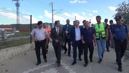 Yük treni vagonunun devrilmesi sonucu Ankara-Kayseri demir yolu ulaşıma kapandı