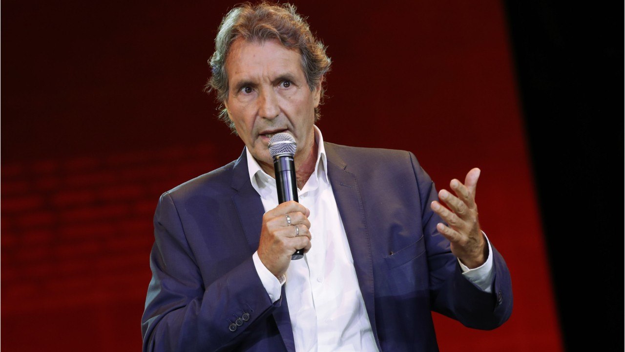 VOICI : Jean-Jacques Bourdin viré de BFMTV et RMC : sa réaction virulente sur Twitter