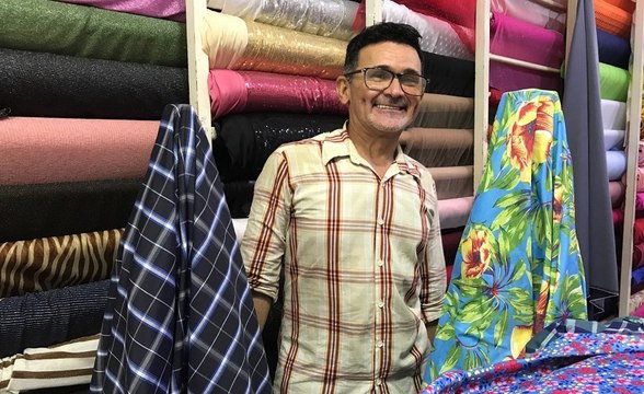 Estilista da cidade de Sousa comemora retorno das vendas de tecidos juninos e dá dicas de moda