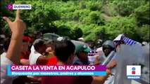 Maestros, padres de familia y alumnos bloquean caseta en Acapulco