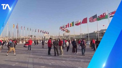 Banderas de Costa Rica y Australia ya flamean en Qatar